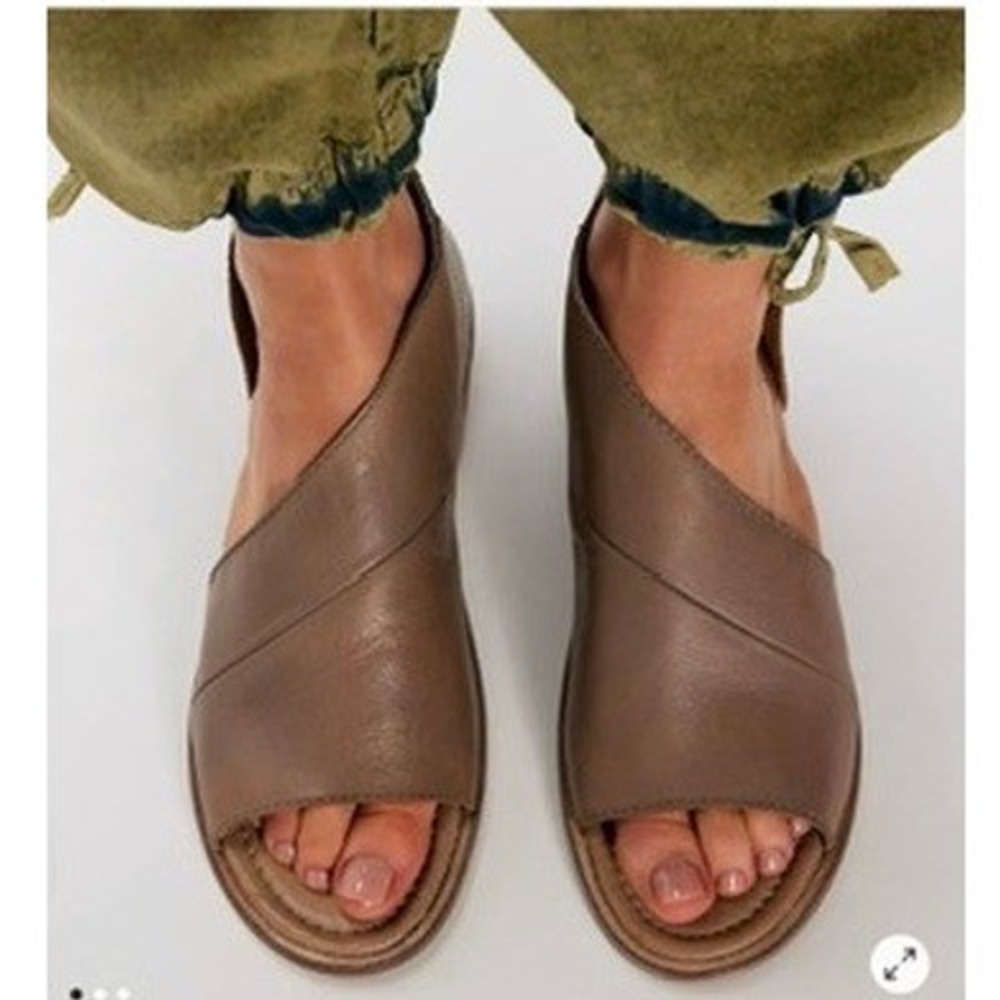 Free People Mont Blanc Sandals Womens 38 Grey Leather Asymmetrical Wrap Flats